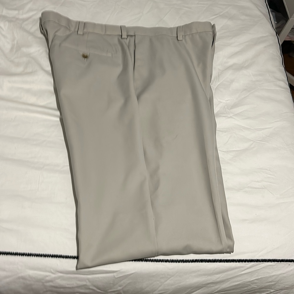 36x34 Haggar Classic Fit Cool 18 Pro